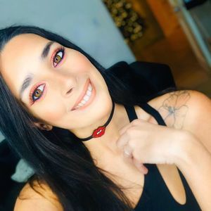 Meet your Posher, María